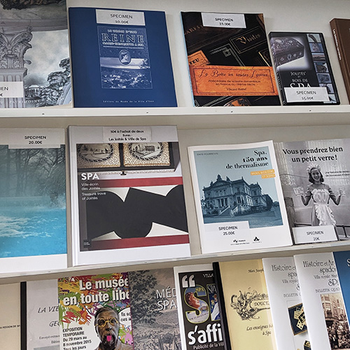 publications-presentoir